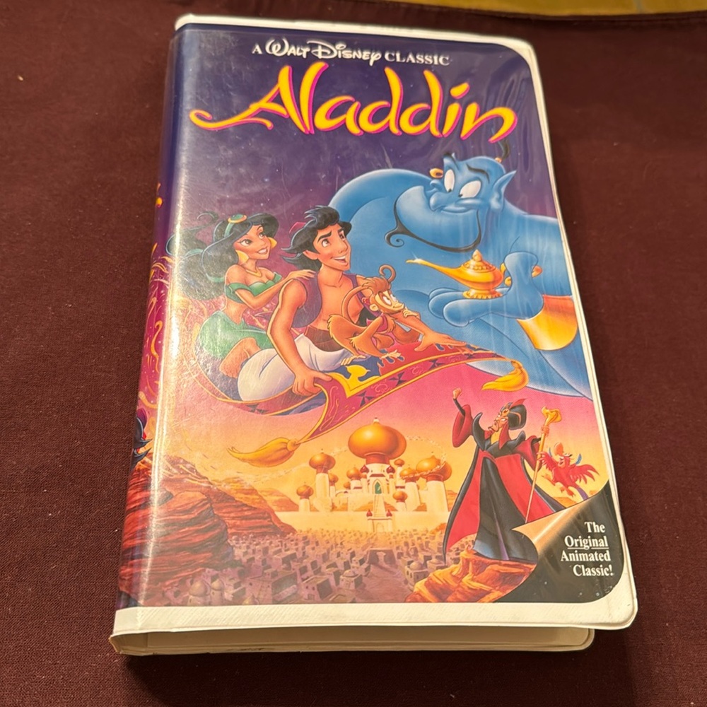 Disney Aladdin VHS black diamond